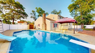 933 Chelsea St, Forked River, NJ 08731