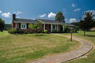 43240 Smith-Goeglein, Pomeroy, OH 45769