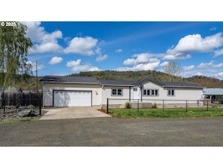 601 Little Valley Rd, Roseburg, OR 97471