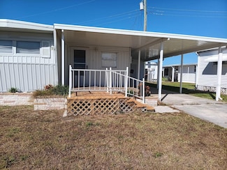 818 Bogie St, Venice, FL 34285