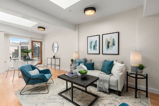 202 Elm St Unit 3, North Cambridge, MA 02140