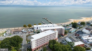 103 N Irving Ave Unit 303, Colonial Beach, VA 22443