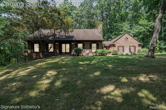 4329 Winterview, Milford, MI 48380