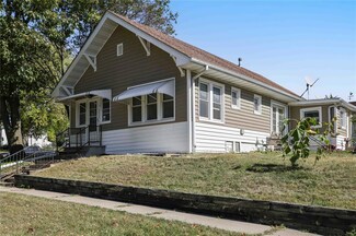 1012 2nd St, Redfield, IA 50233