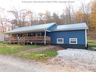 5433 Koontz Dr, Cross Lanes, WV 25313