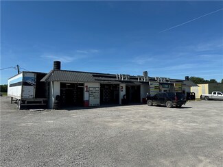 2161 W Choctaw St, Tahlequah, OK 74464