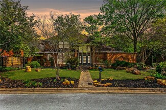 8605 Rosewood Dr, College Station, TX 77845
