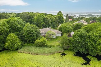 50 Mallard Ln, Tiverton, RI 02878