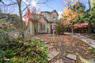 23701 Crystal Lake Ln, Tehachapi, CA 93561