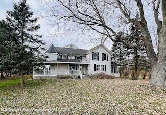 2930 S Ruess Rd, Owosso, MI 48867