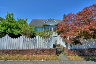 2010 Rainier Ave, Everett, WA 98201
