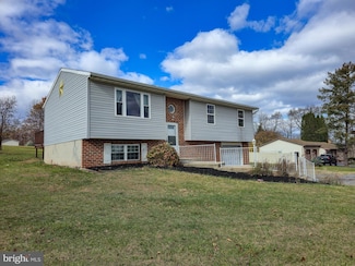 910 E Butter Rd, York, PA 17406