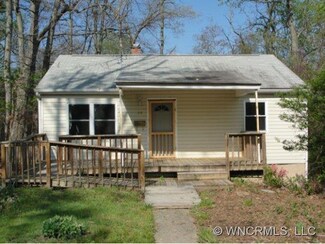 34 Erskine Ave, Asheville, NC 28801