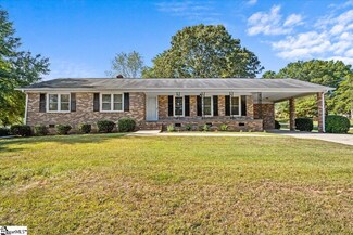 61 Sherman Dr, Laurens, SC 29360