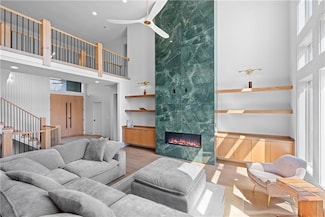 4 Broken Arrow Ct, Greenwood, MO 64034