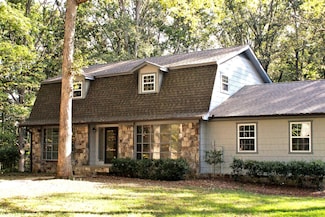 466 Willow Oak Dr, Winchester, TN 37398