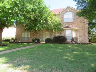 1501 Mountain Laurel Ln, Desoto, TX 75115