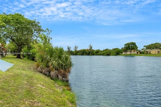 6545 Racquet Club Dr Unit 115, Lauderhill, FL 33319