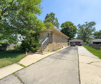 509 S Plum Grove Rd, Palatine, IL 60067
