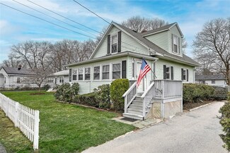 82 Byron Blvd, Warwick, RI 02888