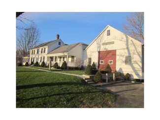 390 Bristol Rd, Damariscotta, ME 04543