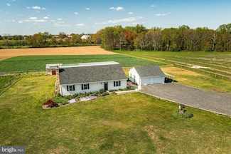 165 Draper Ln, Lincoln University, PA 19352