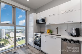 333 W Trade St Unit 2008, Charlotte, NC 28202