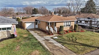 43 Jane Dr, Buffalo, NY 14227