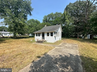 17100 Cobb Island Rd, Cobb Island, MD 20625