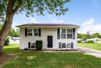 2767 Bardwell Rd, Columbus, OH 43219