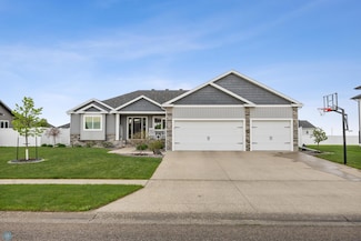 4257 Ponderosa Place S, Fargo, ND 58104
