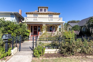 3124 Avenue R, Galveston, TX 77550