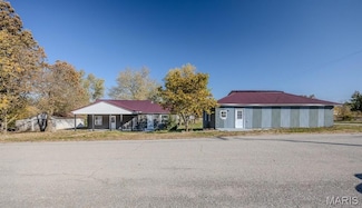 107 W Ruby St, Conway, MO 65632