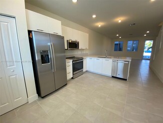 10250 NW 66th St Unit 103, Doral, FL 33178