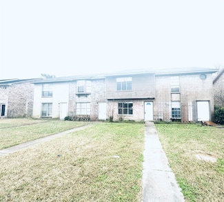 312 Rice St, Angleton, TX 77515