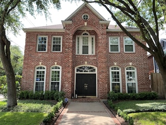 5820 Charlotte St, Houston, TX 77005