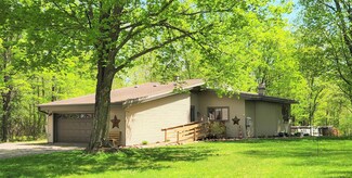 250 11th St S, Park Falls, WI 54552