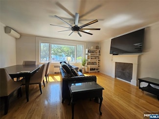 5421 Kennedy Blvd E, West New York, NJ 07093