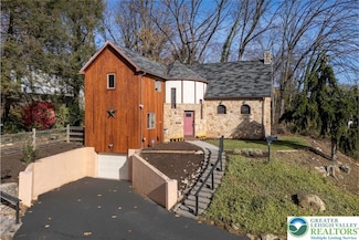 2823 Hamilton Blvd, Allentown, PA 18104