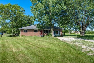 3521 S Clayton Rd, Farmersville, OH 45325