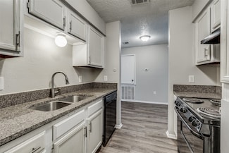 9696 Walnut St Unit 1606, Dallas, TX 75243