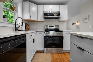 15 Wyman St Unit 10, Concord, NH 03301