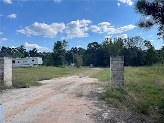 18915 Veterans Rd, Magnolia, TX 77355