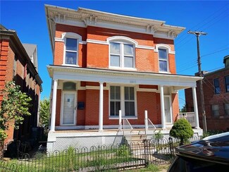 1211 Jules St, Saint Joseph, MO 64501