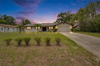 16112 N 15th St, Lutz, FL 33549