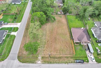 9207 Spaulding St, Houston, TX 77016