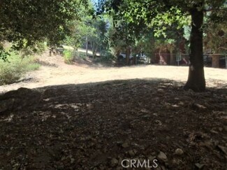 24814 Edelweiss Dr, Crestline, CA 92325