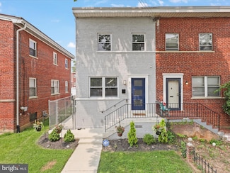 610 Galveston Place SE, Washington, DC 20032