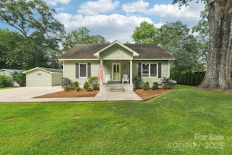 3770 Buck Point Rd, Catawba, NC 28609