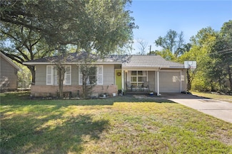 4105 Carter Creek Pkwy, Bryan, TX 77802